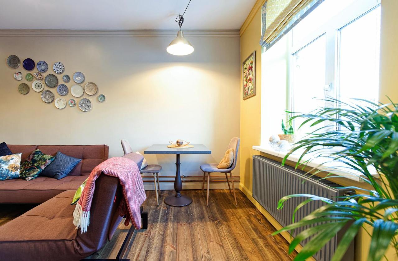 Self Check In Miera Art Apartment 里加 外观 照片